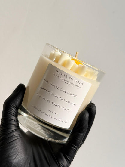 Lovely Daisies Candle