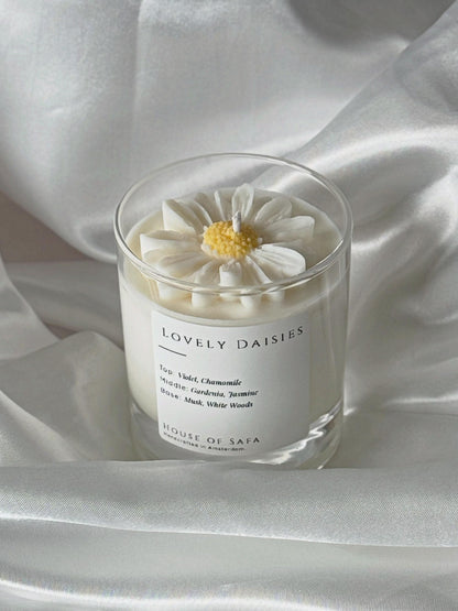 Lovely Daisies Candle
