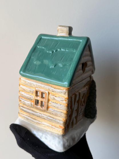Ceramic Cabin W&M Burner